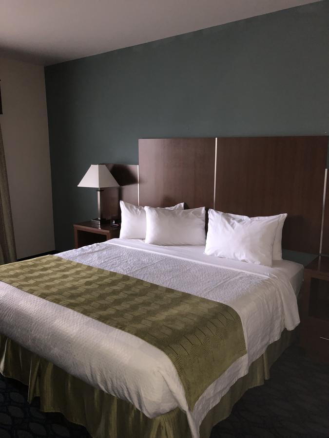 Countryview Inn & Suites Robinson Luaran gambar