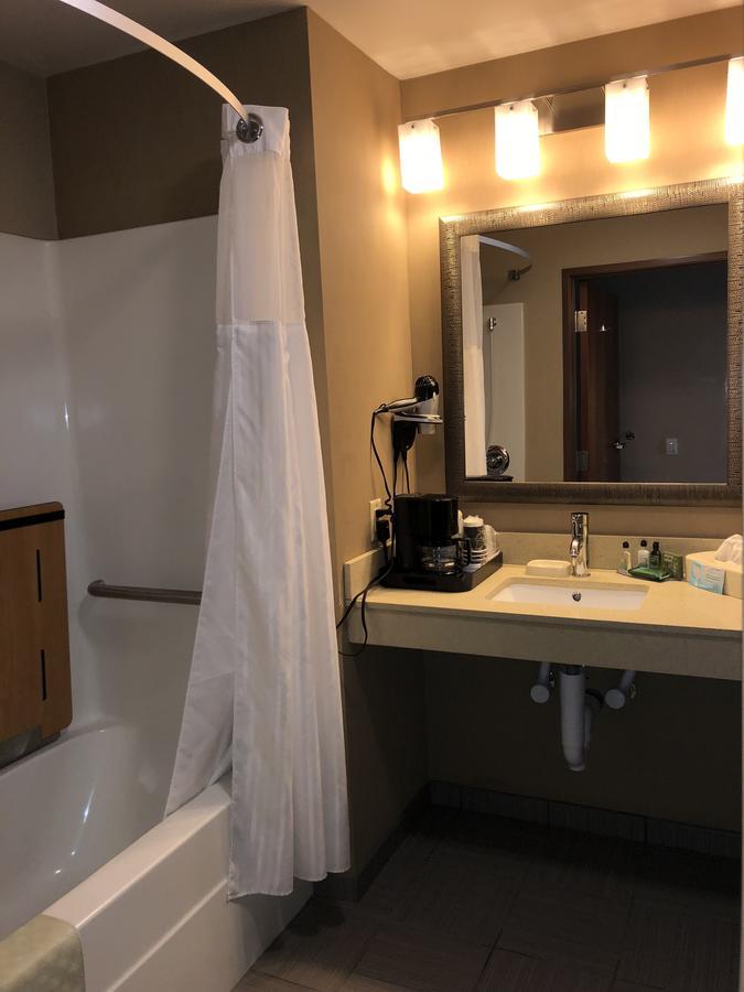 Countryview Inn & Suites Robinson Luaran gambar