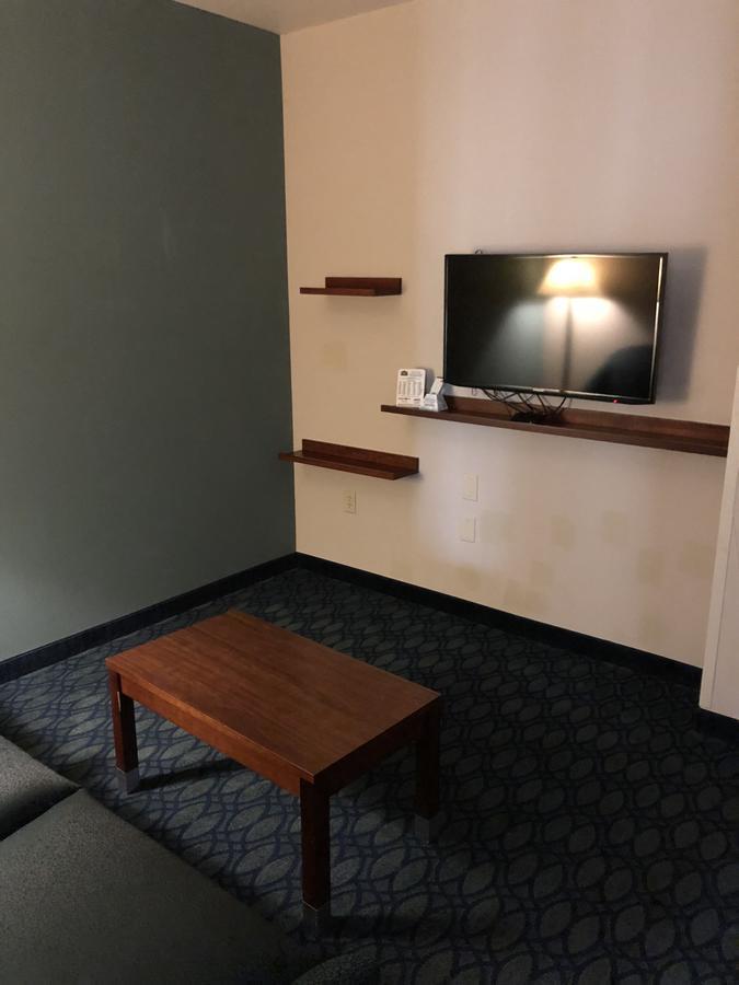 Countryview Inn & Suites Robinson Luaran gambar