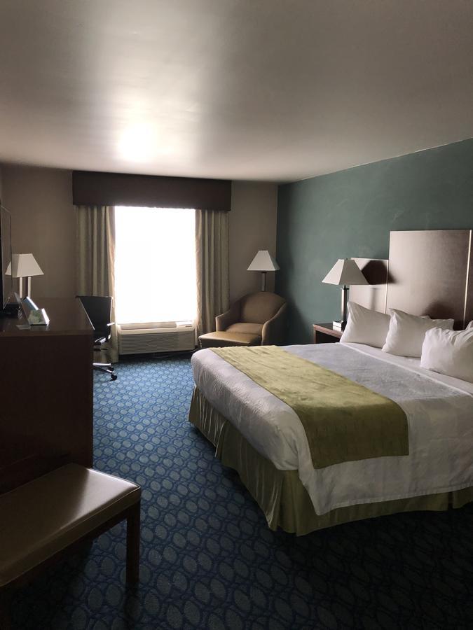 Countryview Inn & Suites Robinson Luaran gambar
