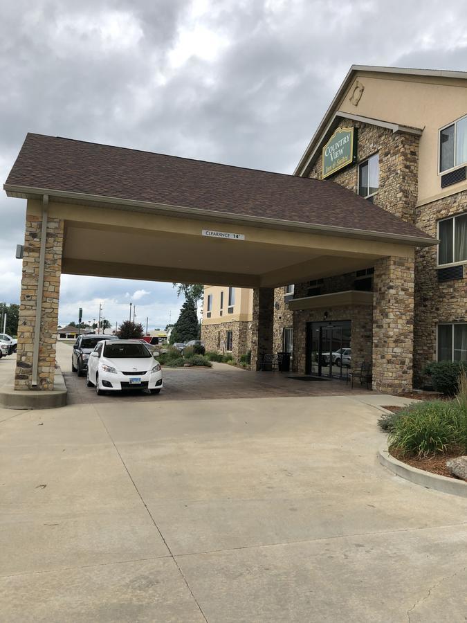 Countryview Inn & Suites Robinson Luaran gambar