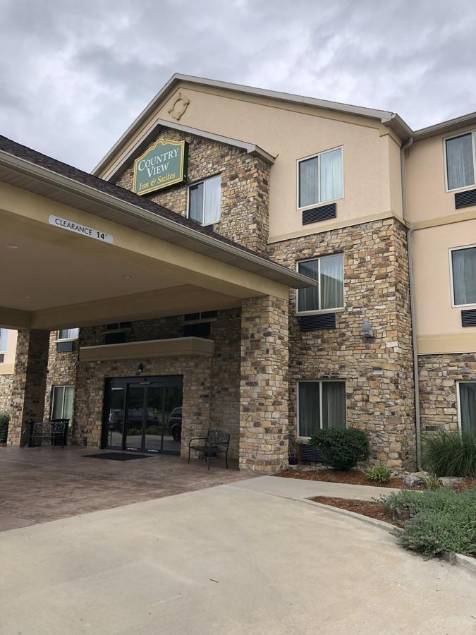 Countryview Inn & Suites Robinson Luaran gambar